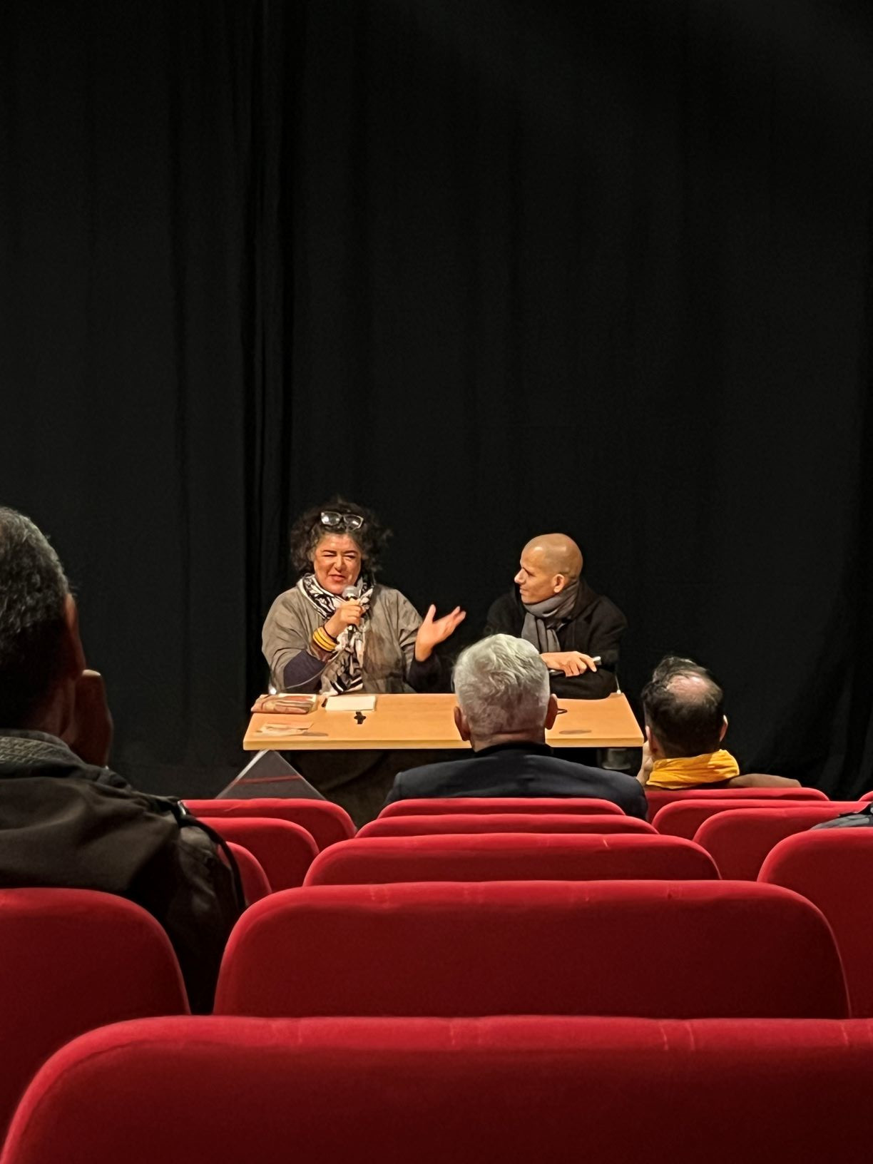 Conférence-échanges au festival littéraire « Lumières de Livres » Amiens 04/10/2024 @InèsRAGOT/CNIH