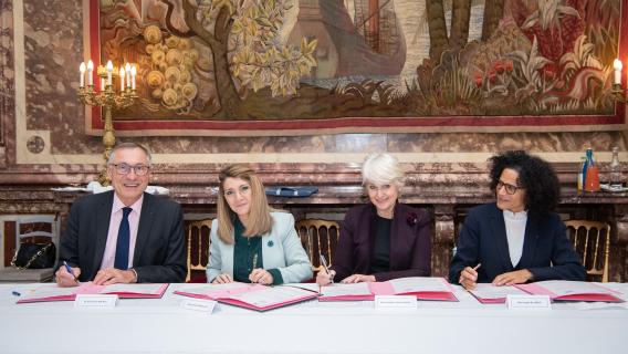Signature d’un protocole d’accord contre les manifestations de haine envers les Harkis, entre la CNIH et la DILCRAH. Signature d’un protocole d’accord contre les manifestations de haine envers les Harkis, entre la CNIH et la DILCRAH.